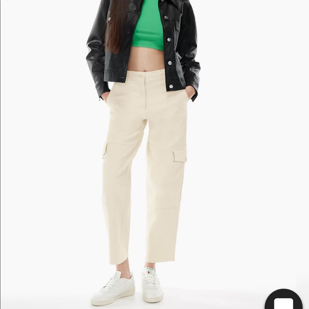Aritzia Wilfred Free Maeve Cargo pants NEW NEVER WORN